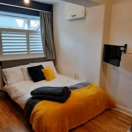 Double Room With Ensuite Close To Silverstone Whittlebury Exteriör bild